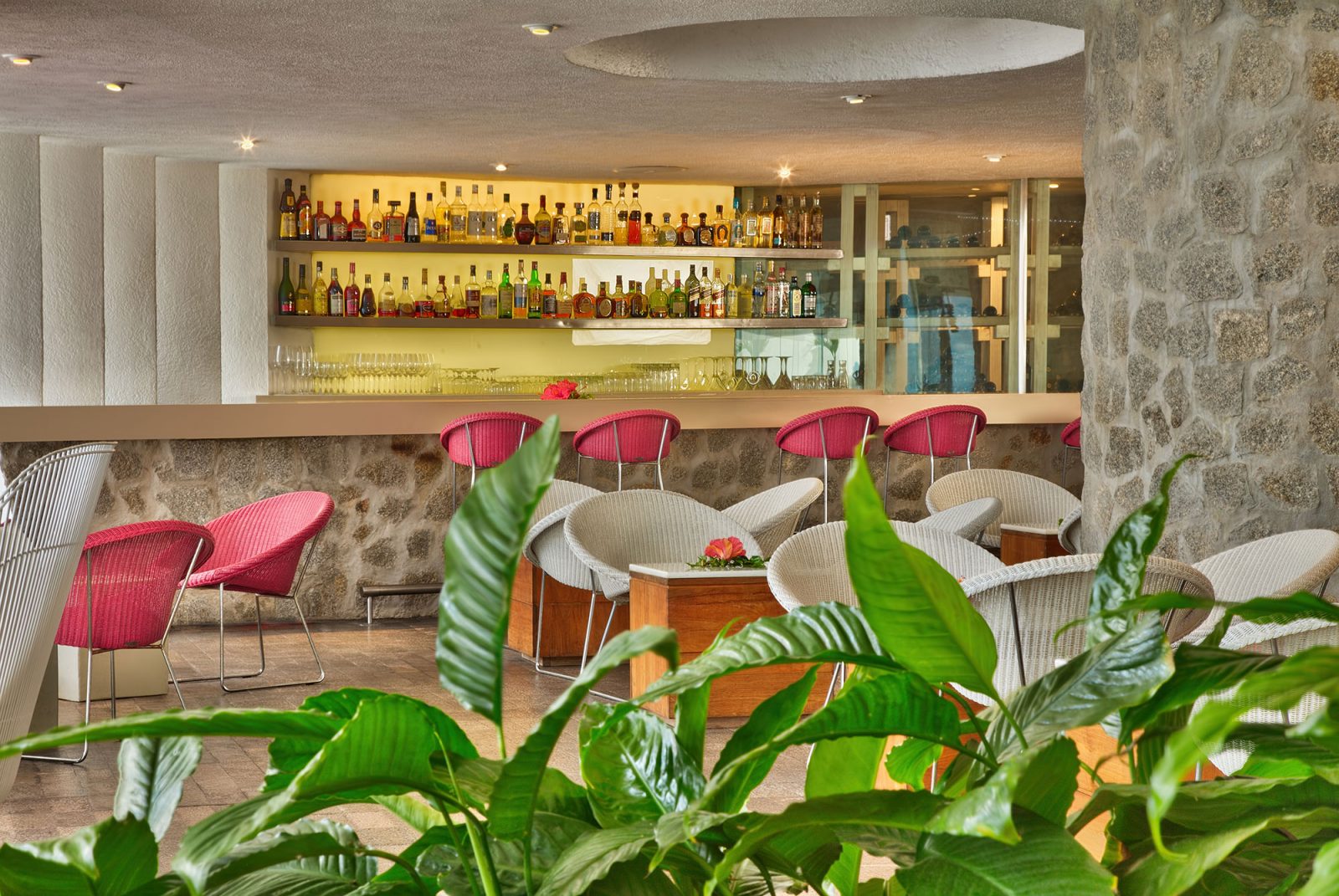 Bar at Las Brisas Acapulco Hotel