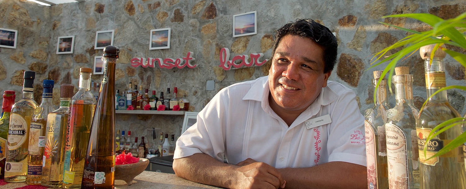 Bartender in Las Brisas Acapulco Hotel