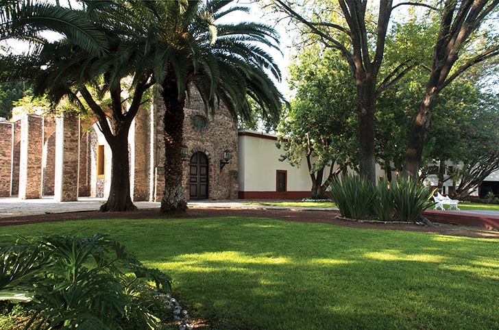 Jardin en Hotel Hacienda Jurica by Brisas Queretaro